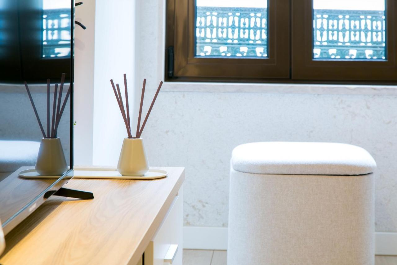 Gem Of The Historic Center Apartment Lisbon Bagian luar foto
